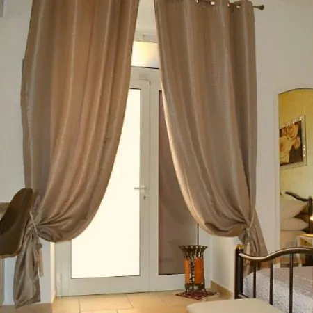 Biancotufo Tatil Evi