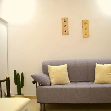 Holiday home Biancotufo